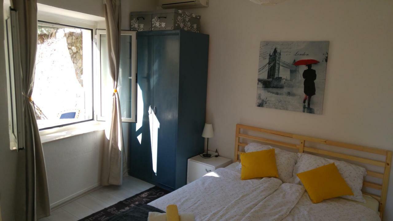 Astrid Guest house